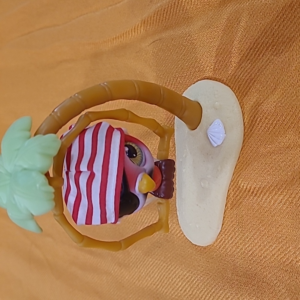 LITTLEST PET SHOP